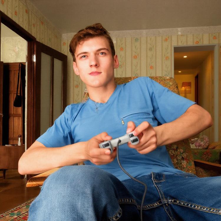 Нужен лоулевл мидкор для новой игры